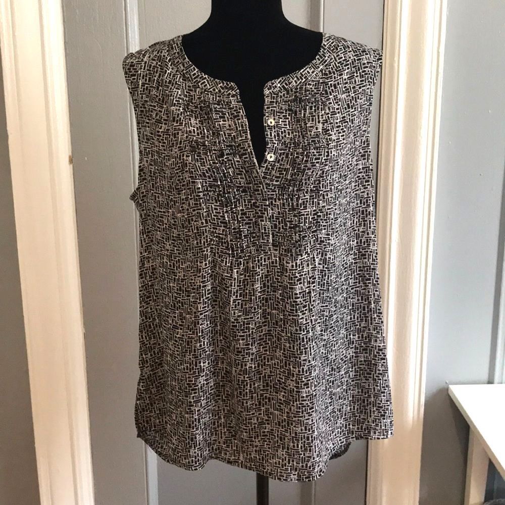 Serein - Audrianah - Pleat Detail Blouse - Retail $64 - Brand New!